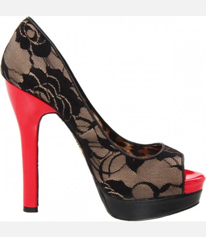 Samantee Black Lace Pump