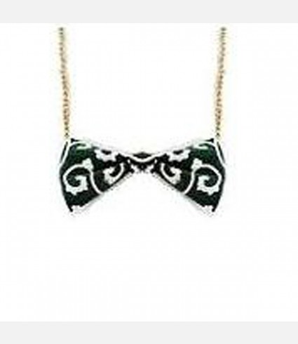 Karakusa Necklace