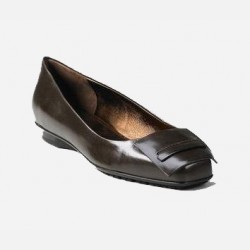 Brown Lucia Flats